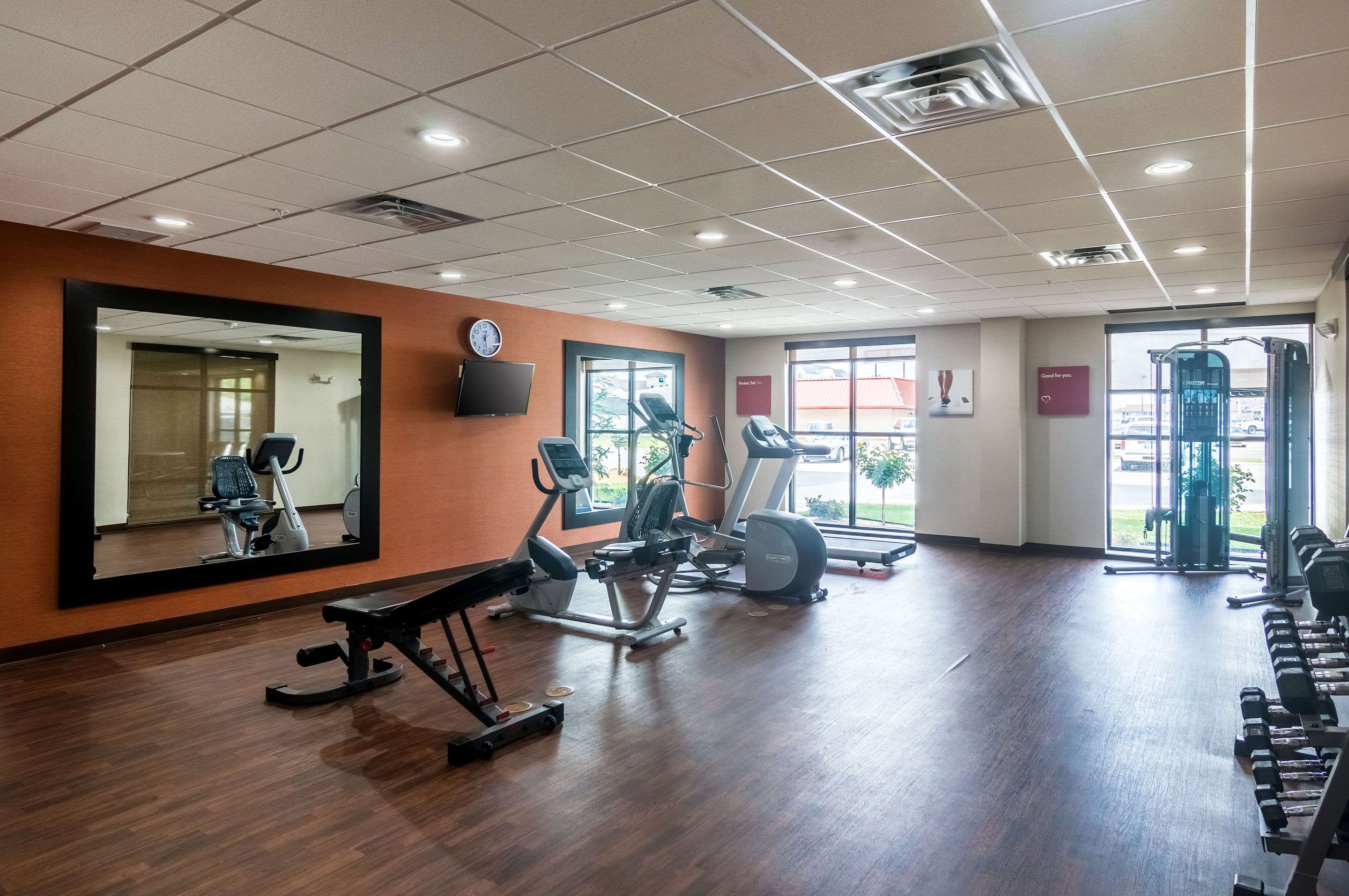 Fitness center | Comfort Suites Meridian and I-40