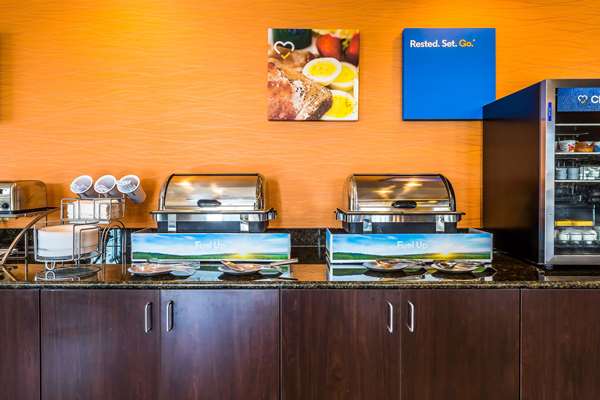 Amenities - Comfort Inn & Suites Moore - I-35, Exit 118