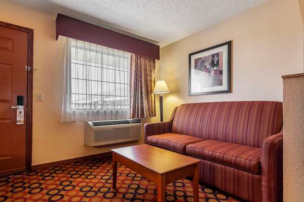  - Quality Inn & Suites Owasso
