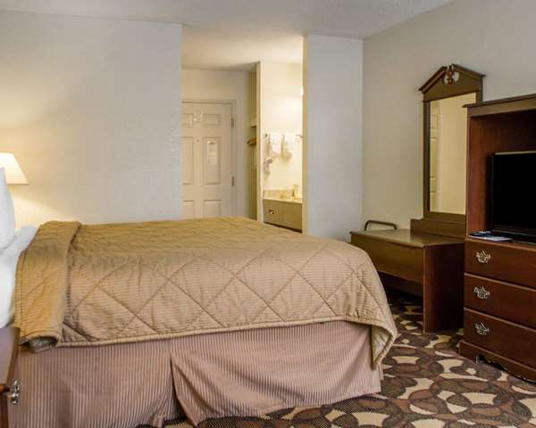  - Quality Inn Broken Arrow