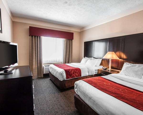 Suite - Comfort Suites Clackamas