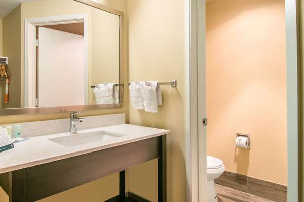  - Quality Inn & Suites Albany - I-5, Exit 234