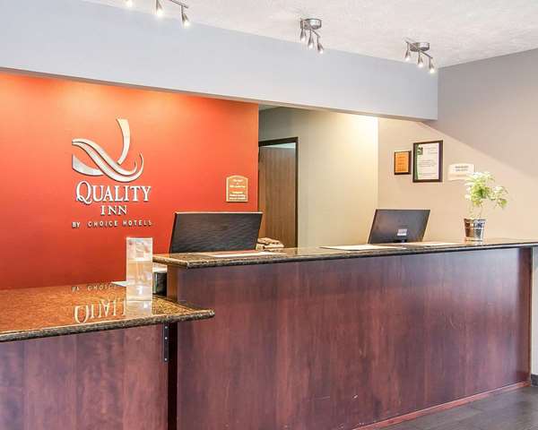  - Quality Inn Downtown Convention Center Portland - I-5, Exit 302A