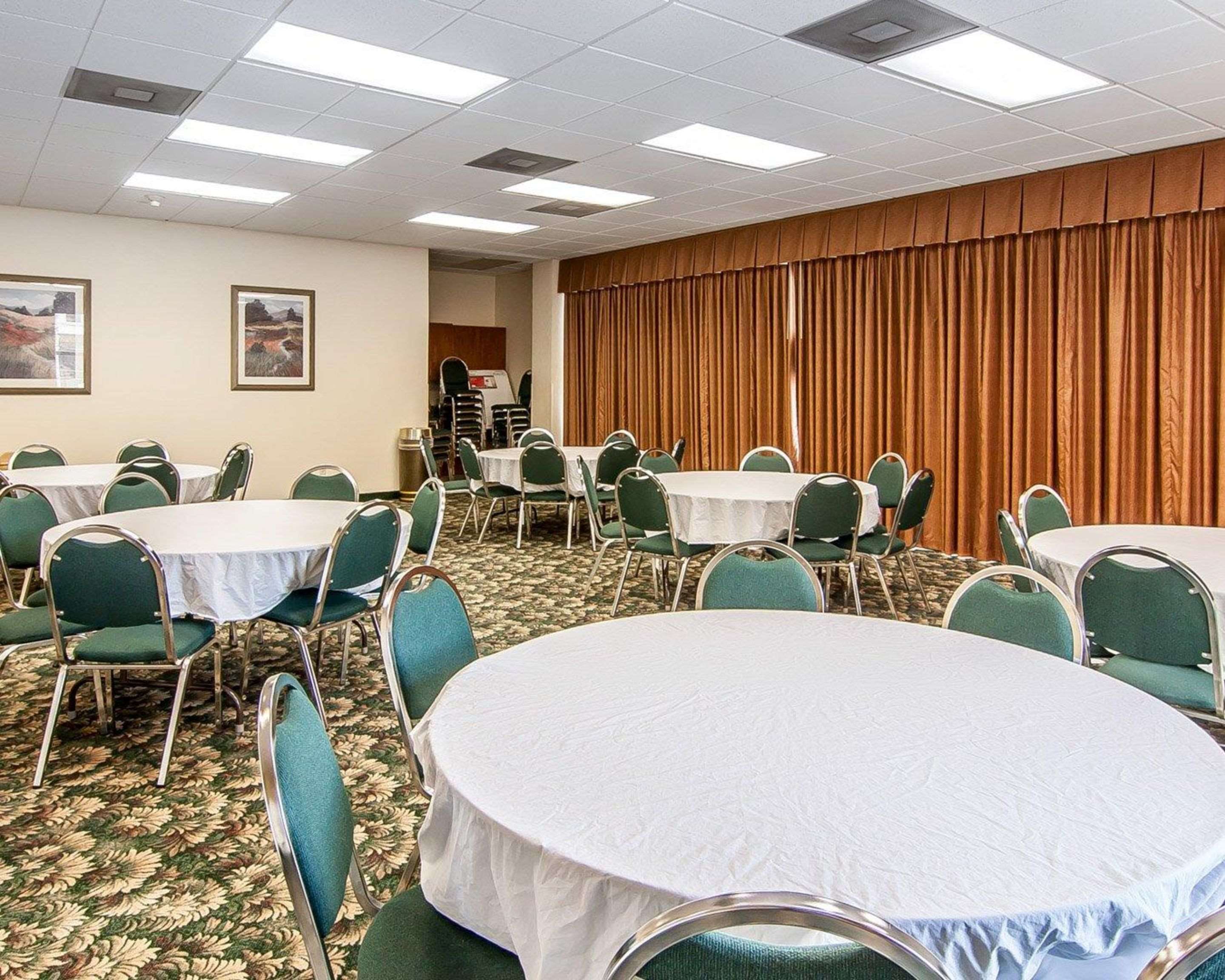 Meeting room | Quality Inn Downtown Convention Center Portland