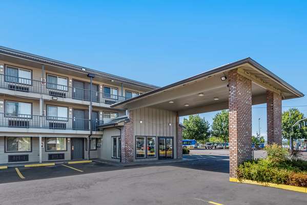 Exterior view - Econo Lodge Portland - I-205, Exit 23A