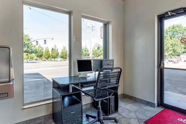 Conference Area - Econo Lodge Portland - I-205, Exit 23A