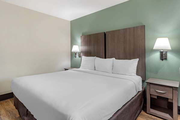  - Econo Lodge Portland - I-205, Exit 23A