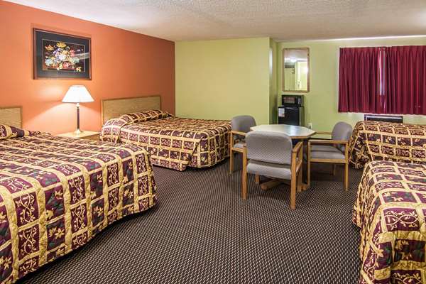 Suite - Rodeway Inn Willamette River Corvallis