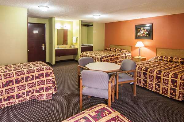 Suite - Rodeway Inn Willamette River Corvallis