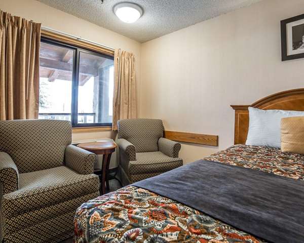 - Rodeway Inn Baker City