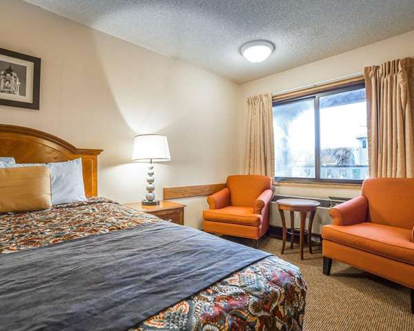  - Rodeway Inn Baker City