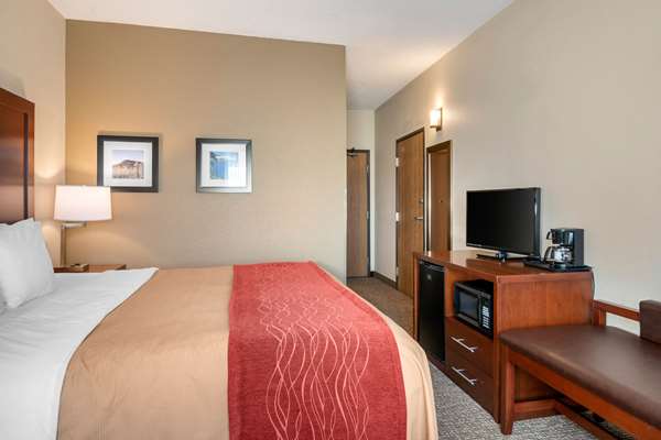  - Comfort Inn Medford - I-5, Exit 30