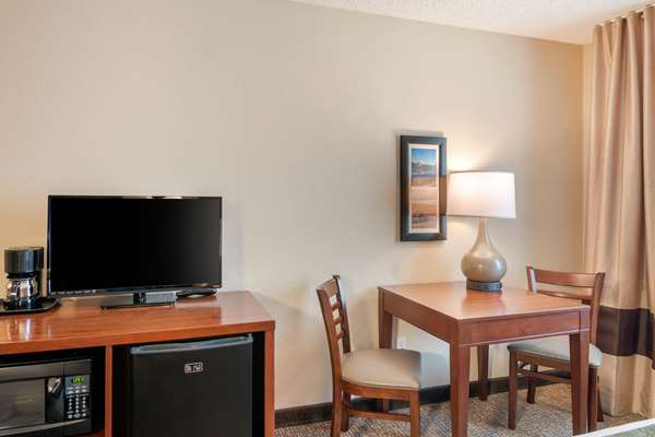  - Comfort Inn Medford - I-5, Exit 30