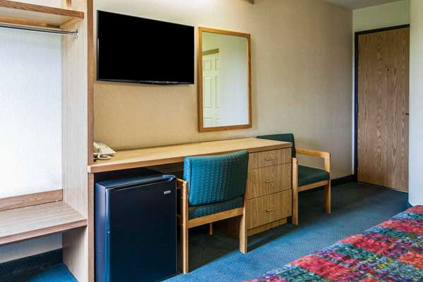  - Rodeway Inn Salem - I-5, Exit 258