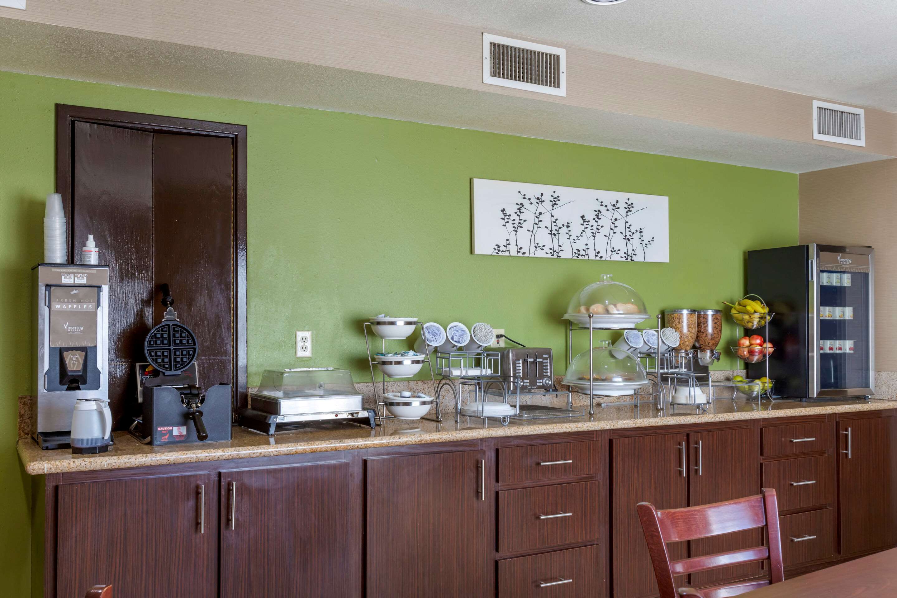 Breakfast counter