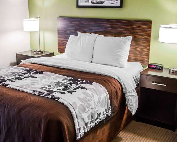  - Sleep Inn & Suites Roseburg - I-5, Exit 127