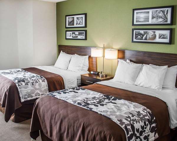  - Sleep Inn & Suites Roseburg - I-5, Exit 127