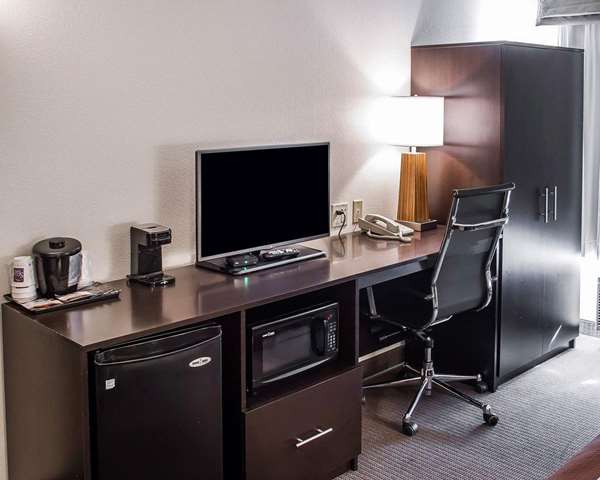  - Sleep Inn & Suites Roseburg - I-5, Exit 127