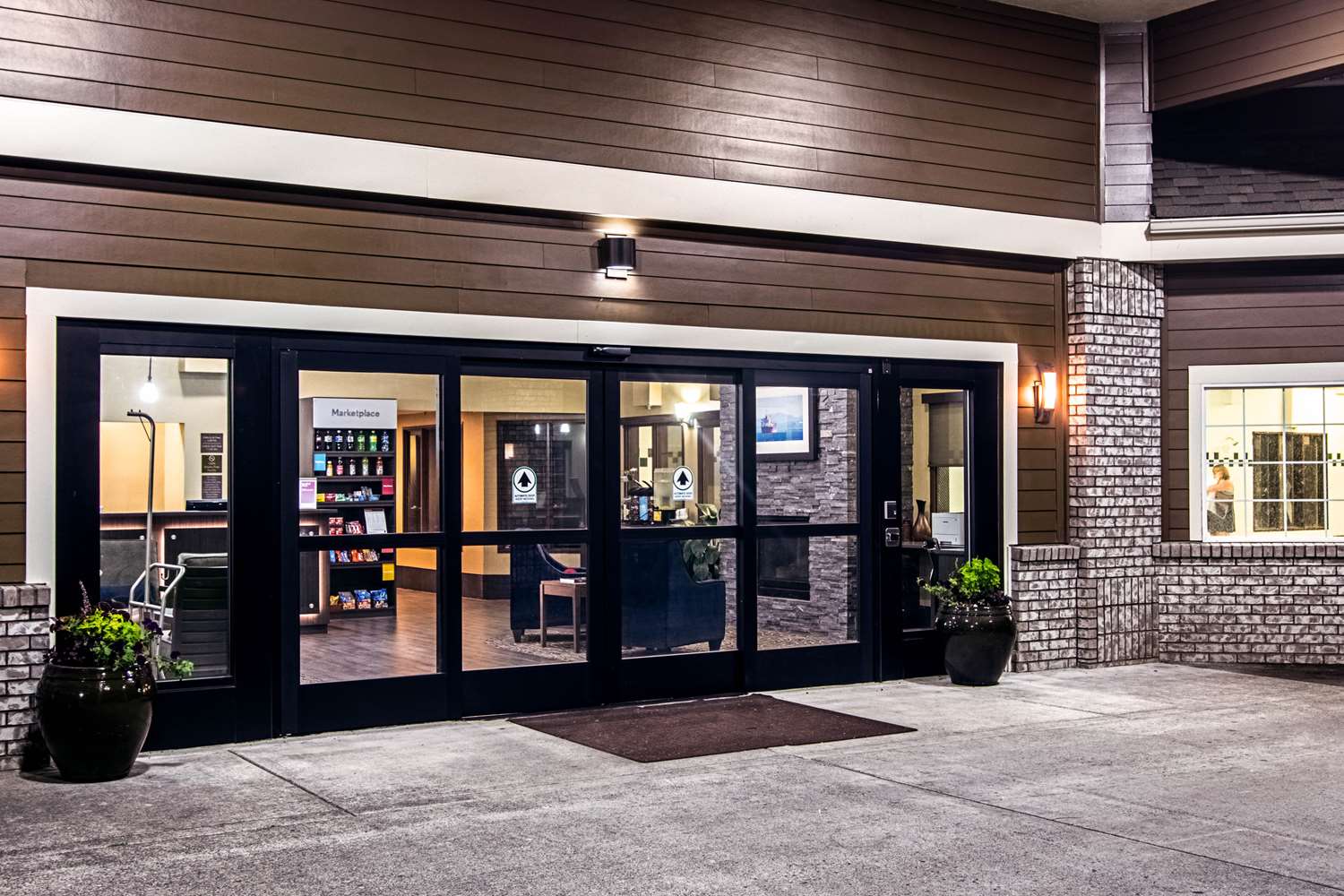 Comfort Suites Columbia River Astoria Or See Discounts