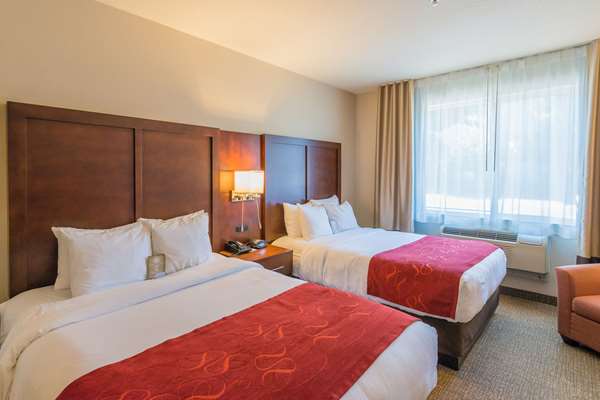  - Comfort Suites Springfield - I-5, Exit 195