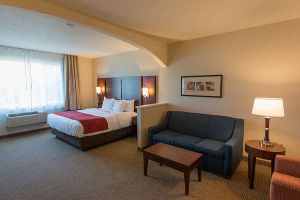Suite - Comfort Suites Springfield - I-5, Exit 195