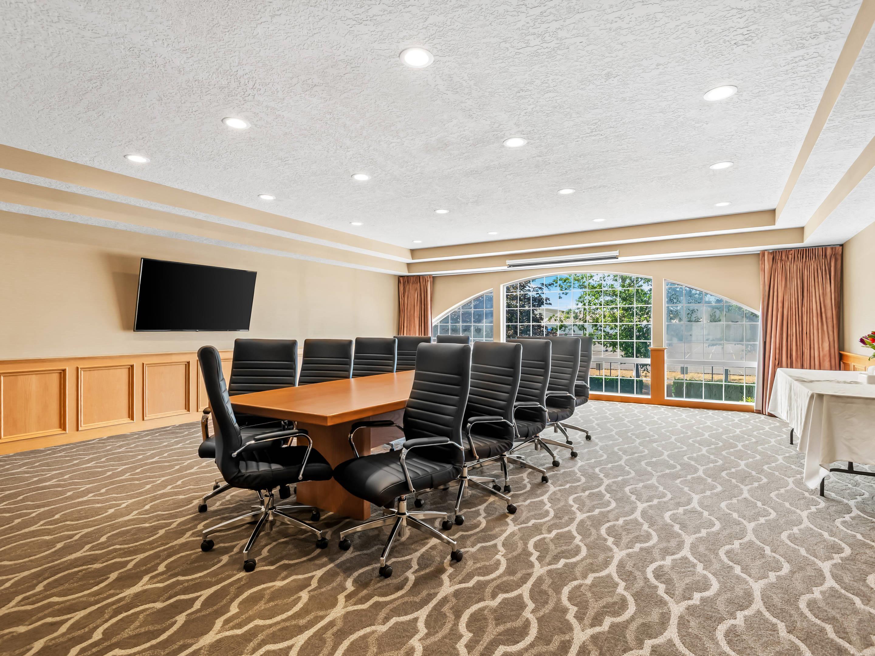 Meeting room | Comfort Suites Linn County Fairground and Expo