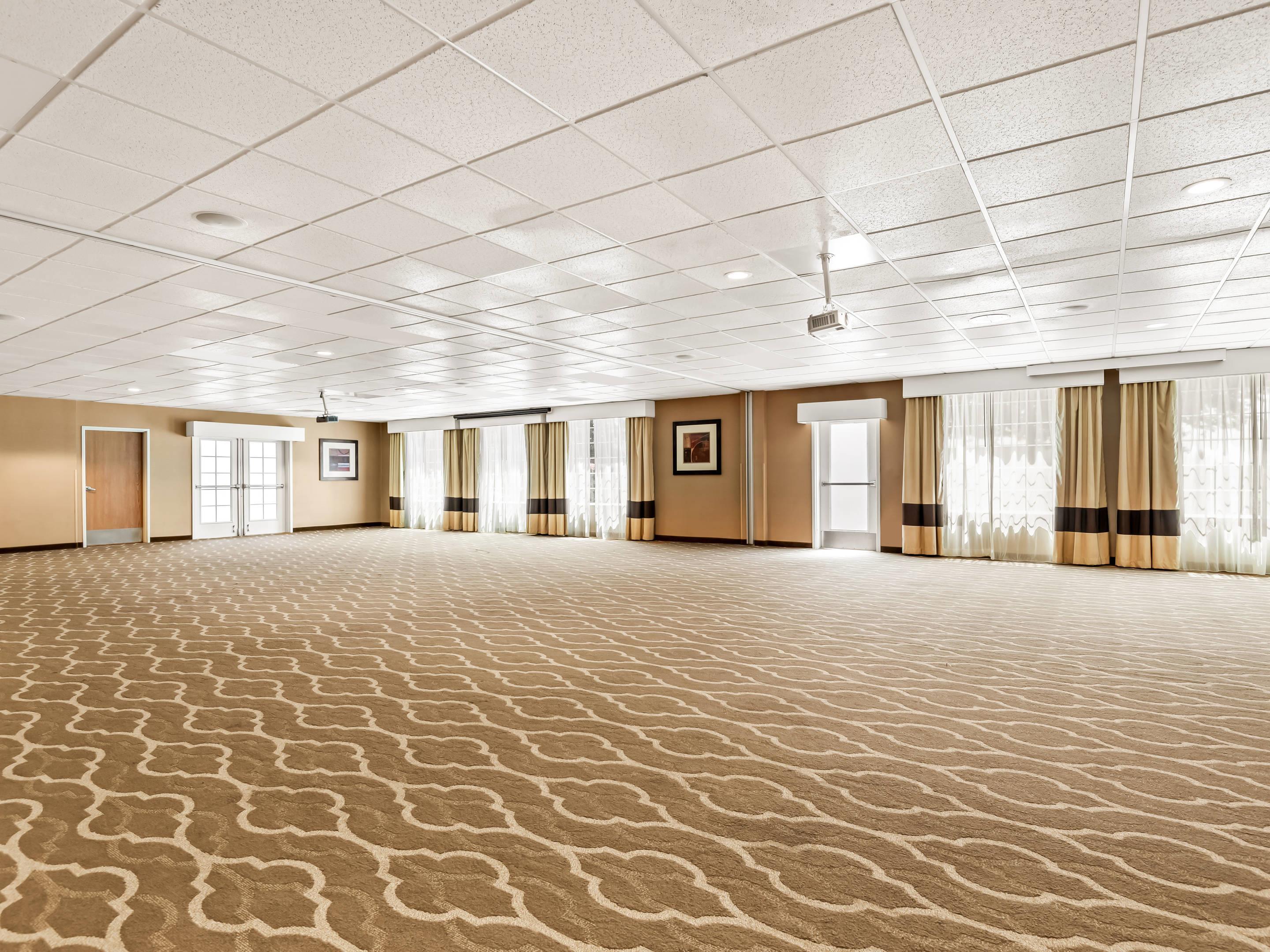 Meeting room | Comfort Suites Linn County Fairground and Expo