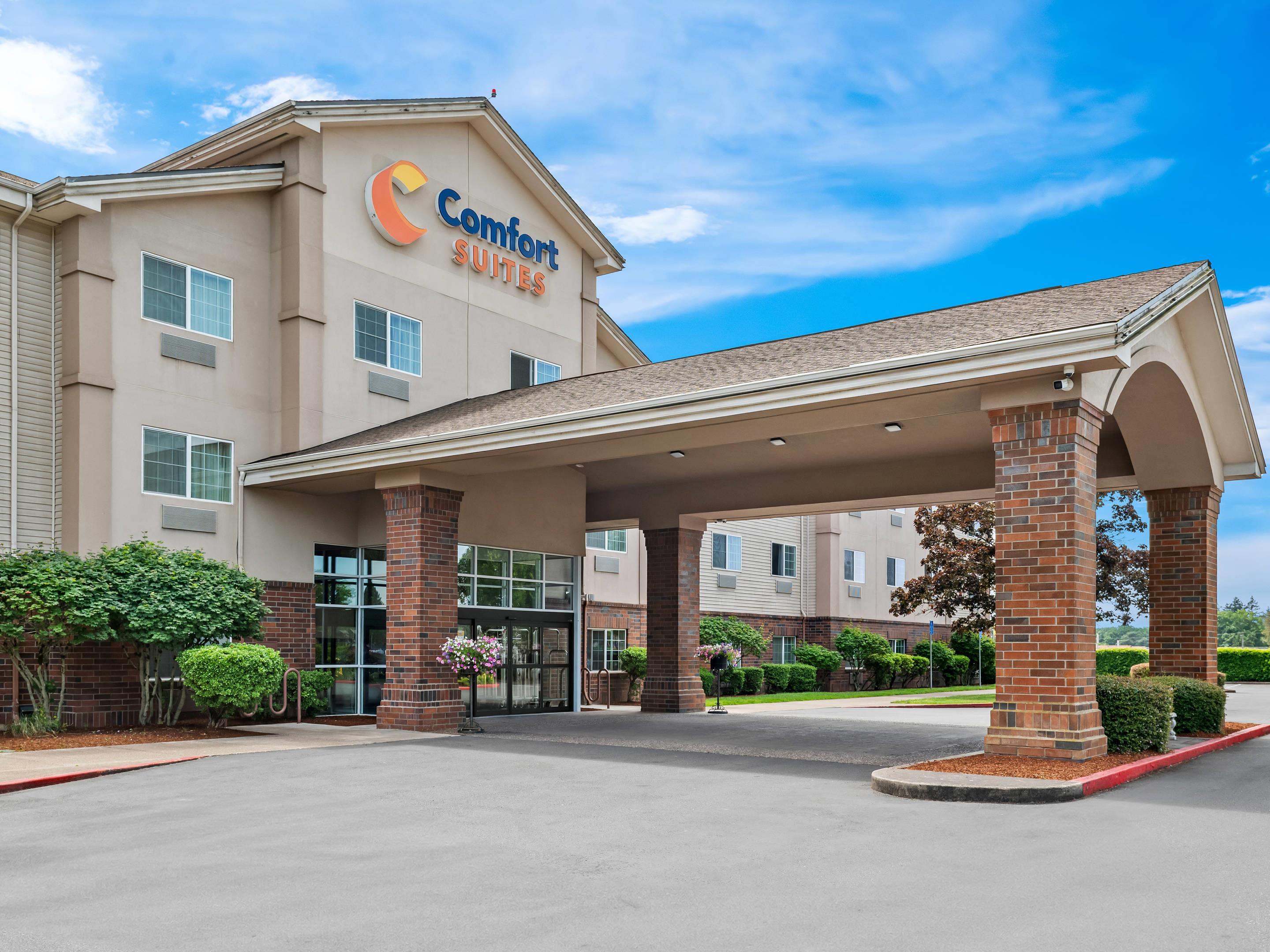Hotel exterior | Comfort Suites Linn County Fairground and Expo