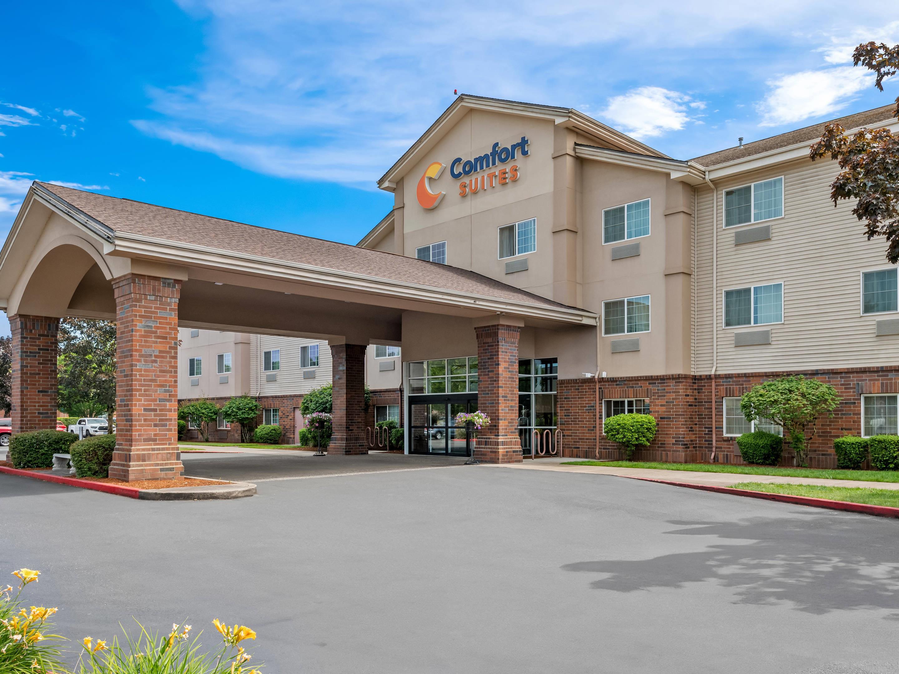 Hotel exterior | Comfort Suites Linn County Fairground and Expo