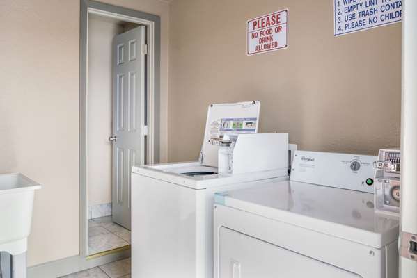 Amenities - Econo Lodge Newport