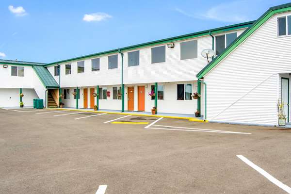 Exterior view - Econo Lodge Newport