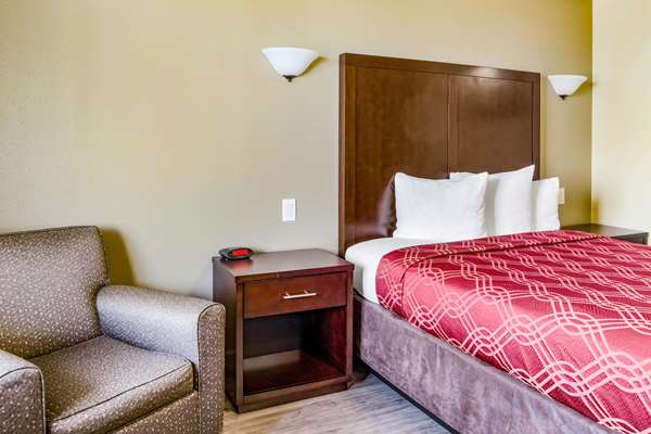  - Econo Lodge Newport