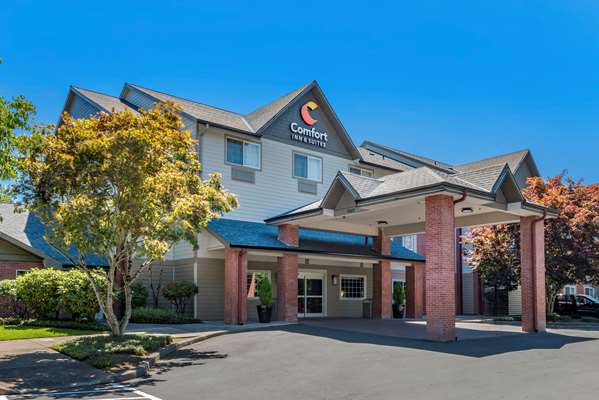 Exterior view - Comfort Inn & Suites Tualatin - I-5, Exit 289