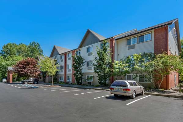 Exterior view - Comfort Inn & Suites Tualatin - I-5, Exit 289