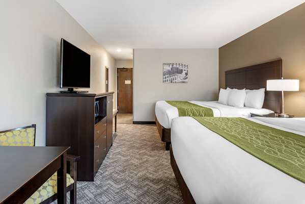  - Comfort Inn & Suites Tualatin - I-5, Exit 289