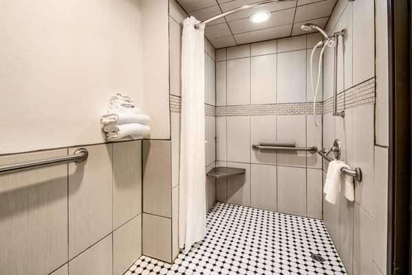  - Econo Lodge Inn & Suites Corvallis