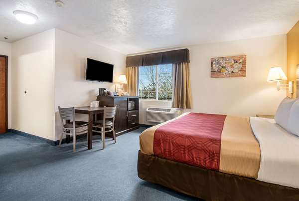  - Econo Lodge Inn & Suites Corvallis