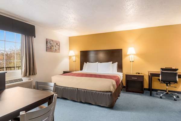  - Econo Lodge Inn & Suites Corvallis