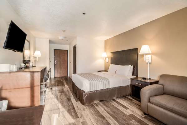  - Econo Lodge Inn & Suites Corvallis
