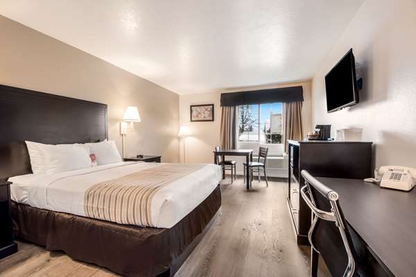  - Econo Lodge Inn & Suites Corvallis