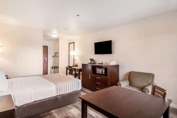  - Econo Lodge Inn & Suites Corvallis