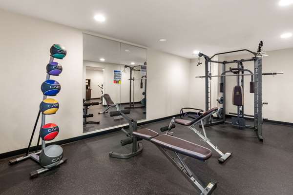Fitness/ Exercise Room - Comfort Inn & Suites West Beaverton