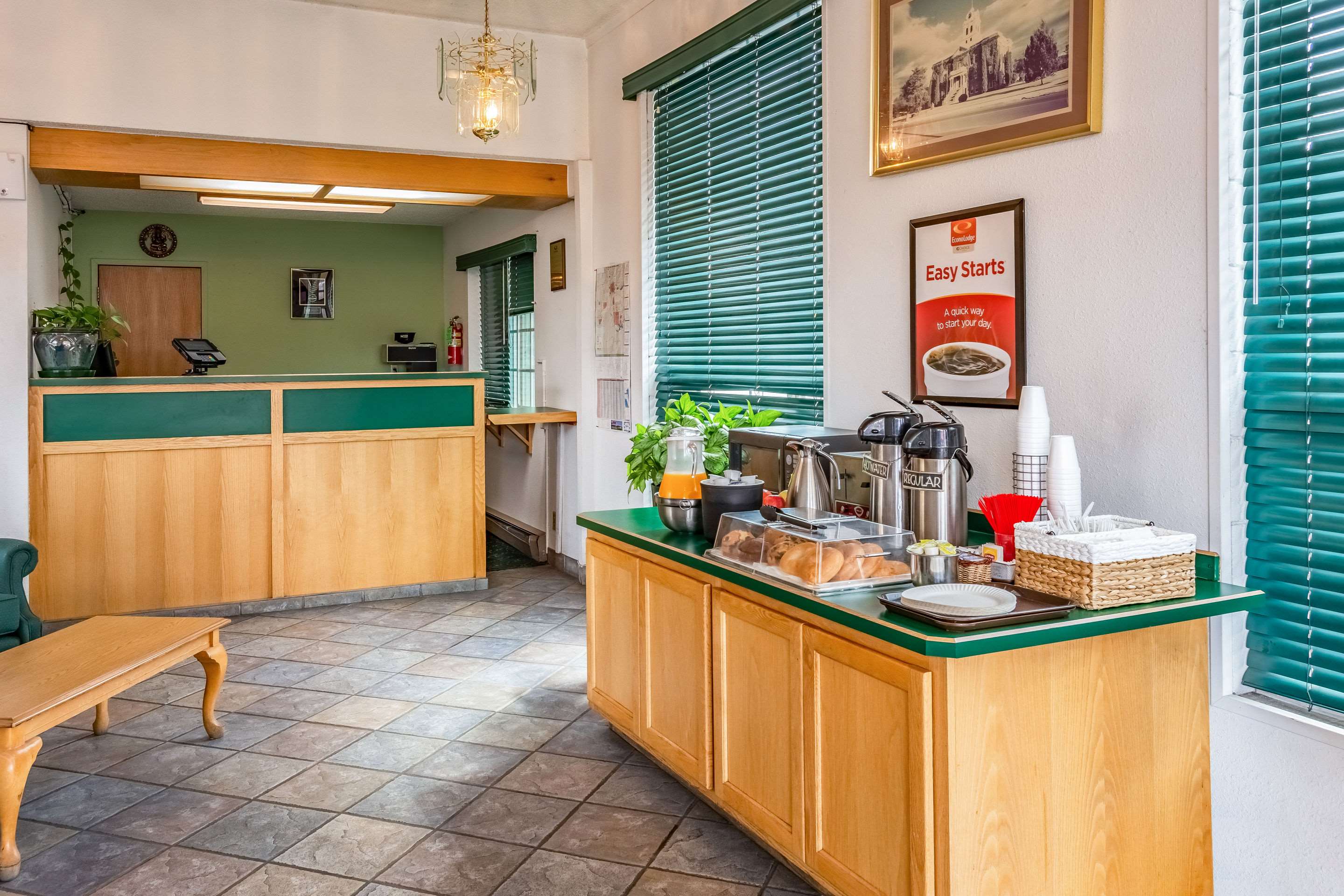 Breakfast area