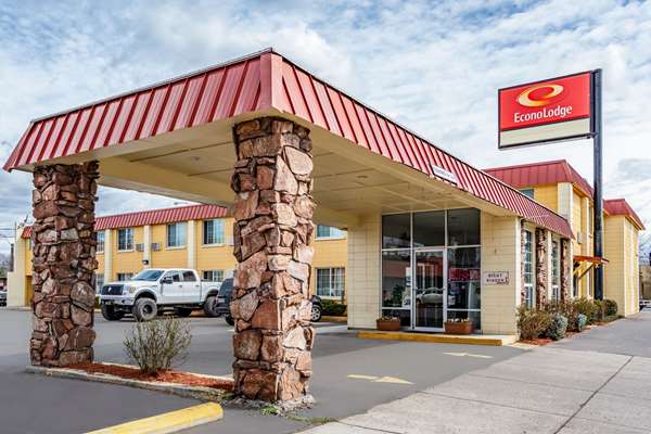 Exterior view - Econo Lodge Prineville