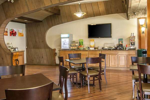 Amenities - Quality Inn & Suites at Coos Bay North Bend