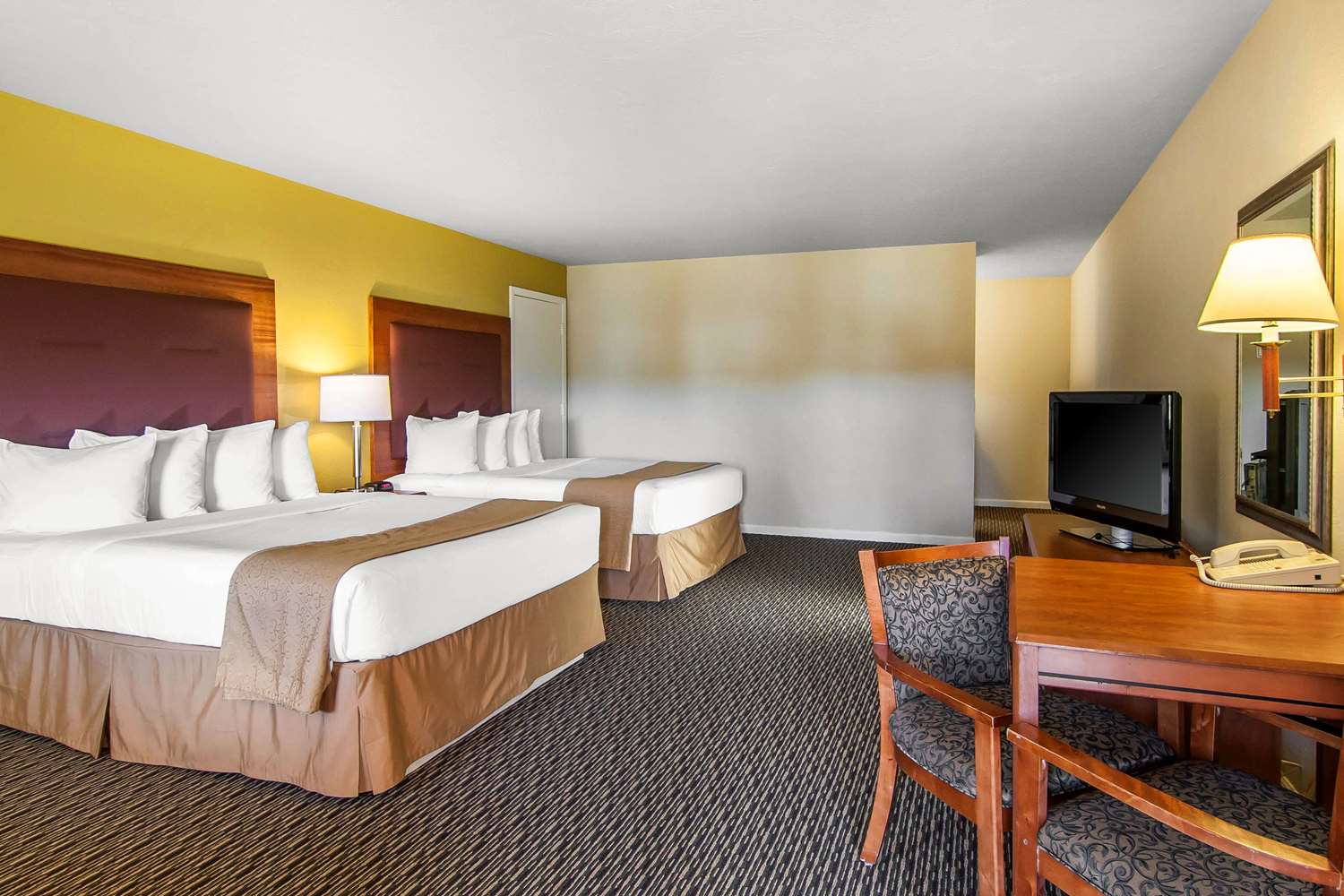 Quality Inn & Suites at Coos Bay North Bend, OR See Discounts