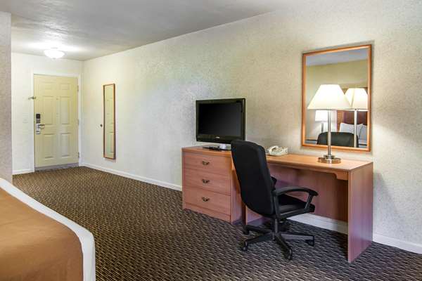  - Quality Inn & Suites at Coos Bay North Bend