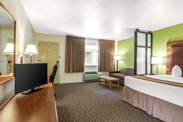 Suite - Quality Inn & Suites at Coos Bay North Bend
