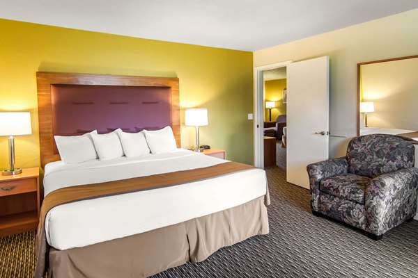 Suite - Quality Inn & Suites at Coos Bay North Bend