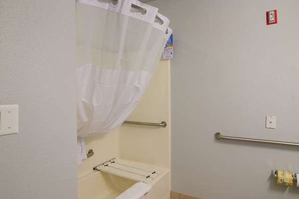  - Quality Inn Seaside